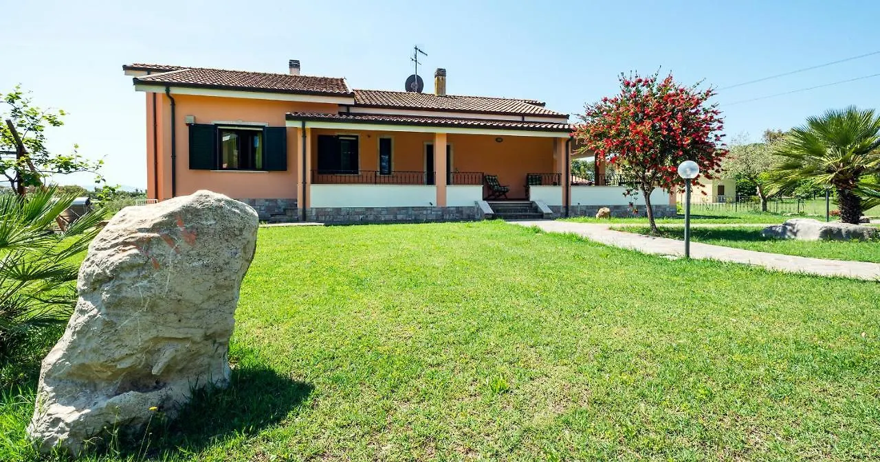 Albarosa Apartment Fertilia Italy